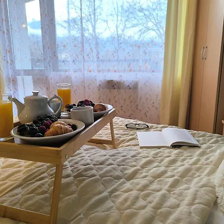 Cozy Nature Stay, Free Bottle Of Good Wine, Great View, Free Parking